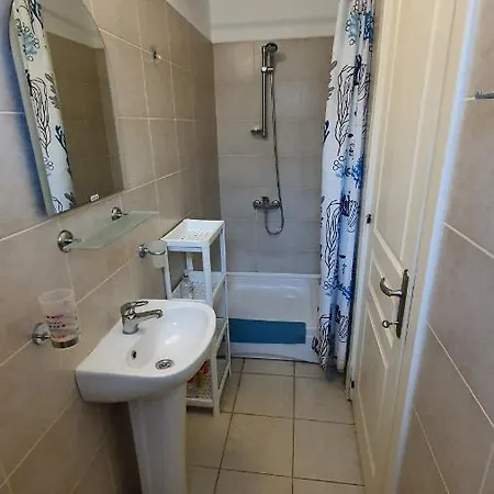 Appartement In A Quiet Area Kalogrea