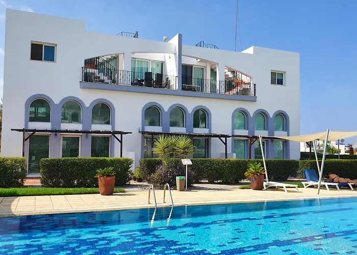 Apartament In A Quiet Area Kalogrea