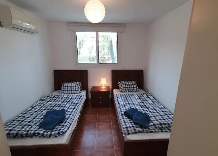 Apartament In A Quiet Area Kalogrea