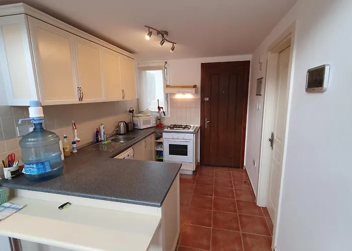 Apartament In A Quiet Area Kalogrea