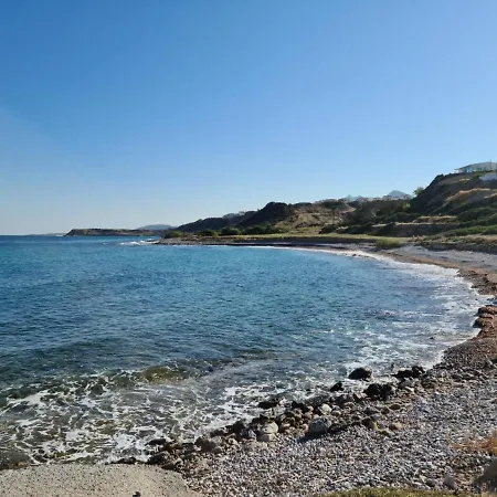 Apartment In A Quiet Area Kalogrea