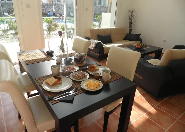 Apartamento In A Quiet Area Kalogrea